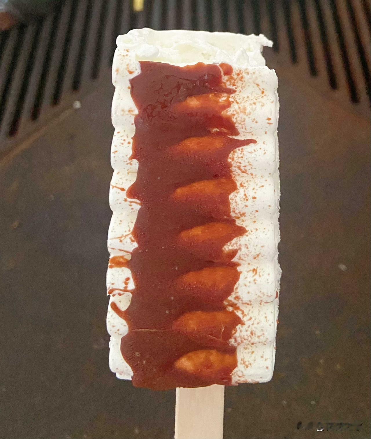 天气太热，就会想吃的冰爽食物，让整个身体处于凉爽状态。

但是，突然的刺激不太利
