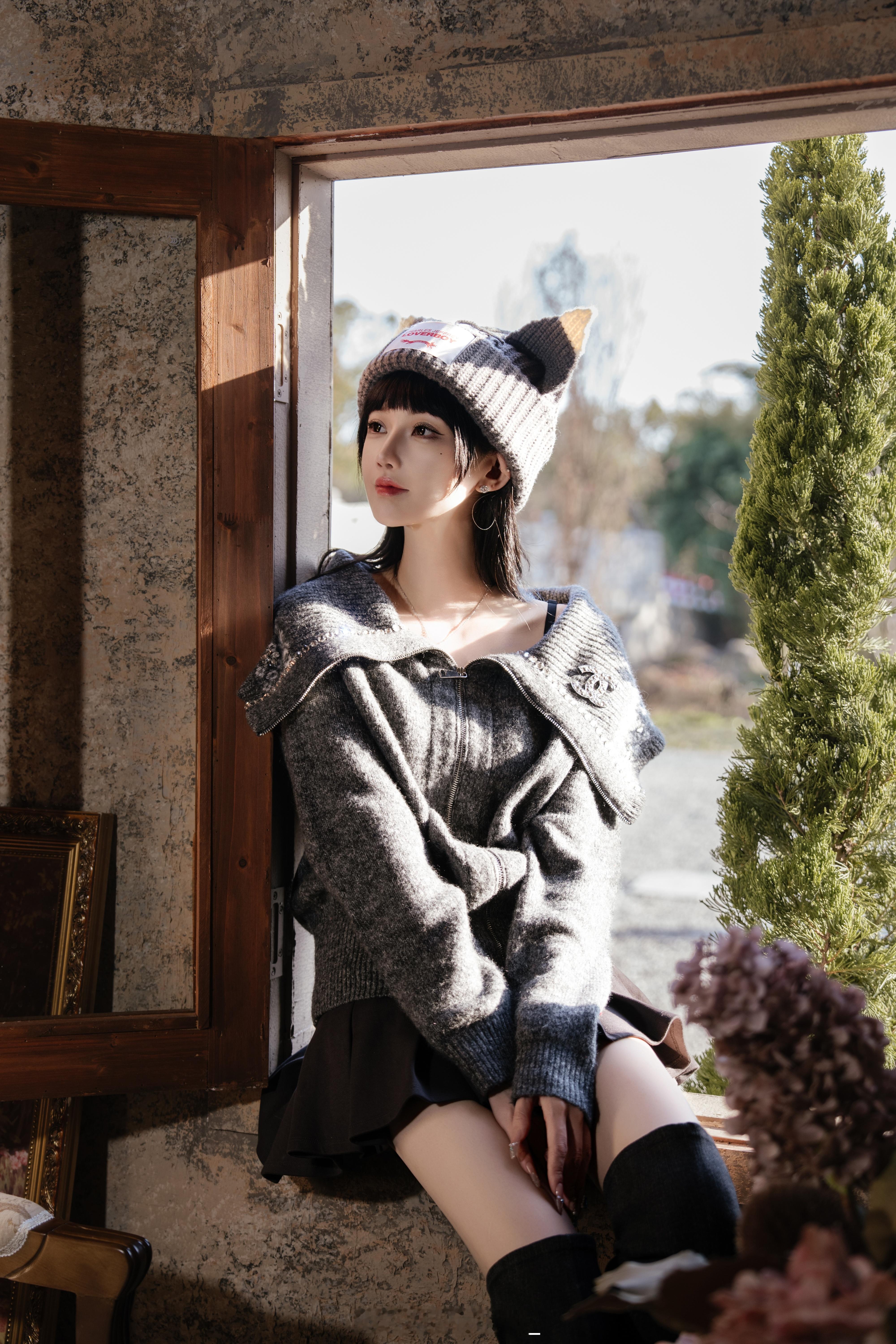 还是要有阳光☀️喜欢的猫耳帽买了全色露哥日常穿搭露兒大魔王