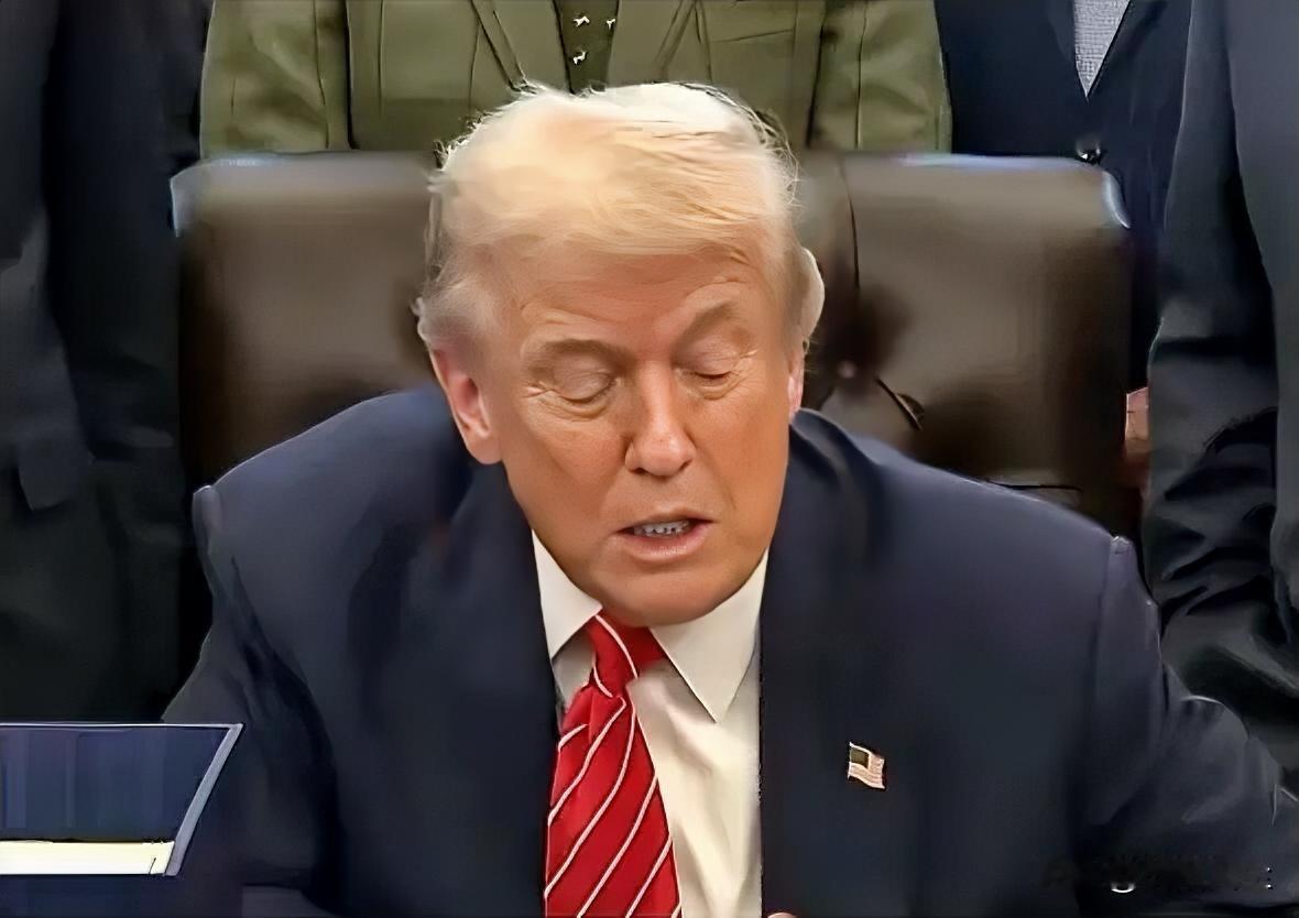 特朗普:“我觉得我的第二任期比第一任期更出色，而我的第一任期已经非常出色了。”