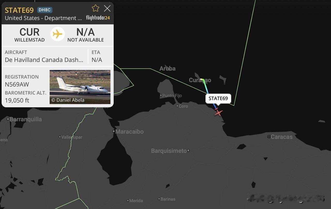 🇺🇸🇻🇪一架隶属于美国国务院的DHC-8-300型飞机降落在委内瑞拉首都