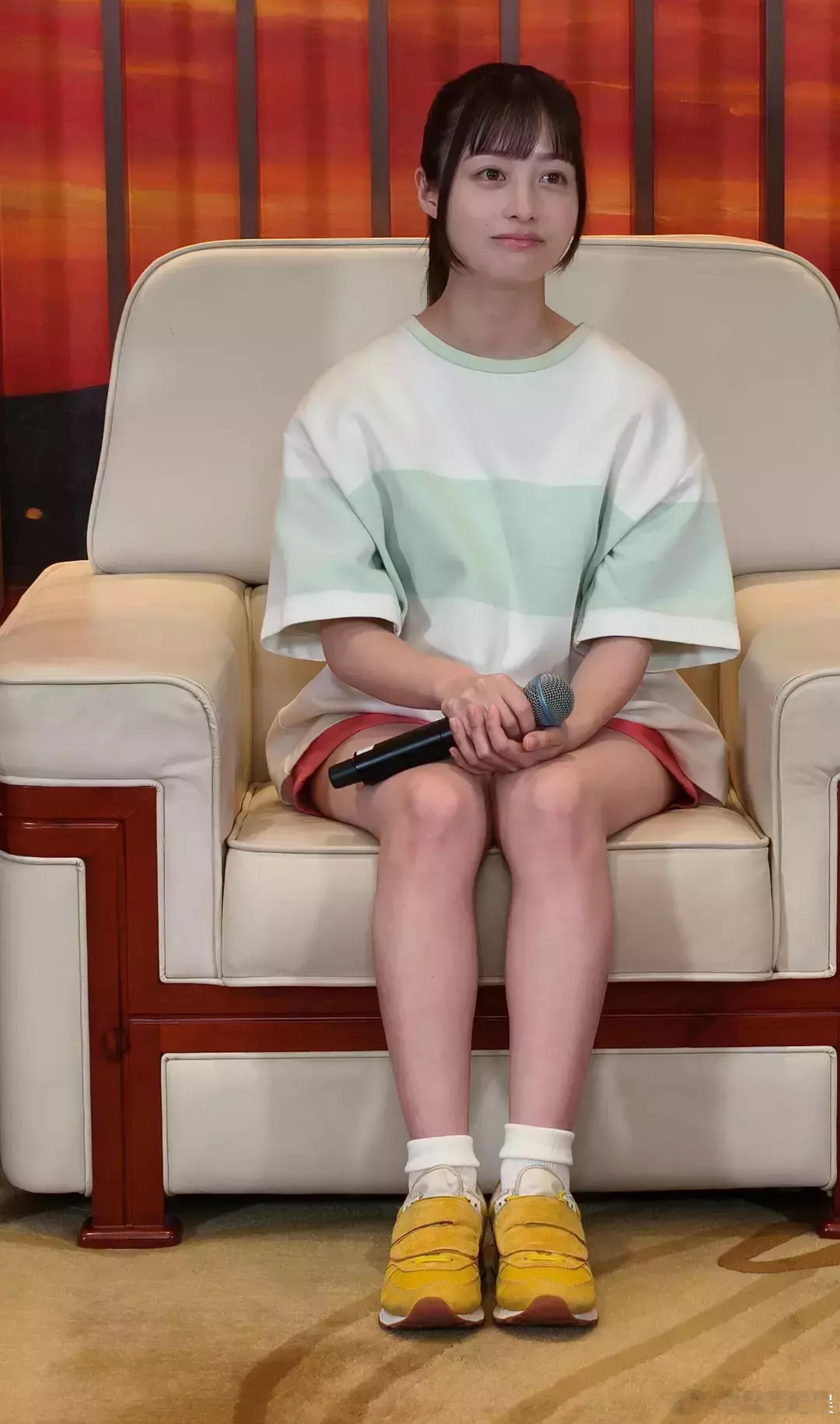 桥本环奈在内娱算是普女嘛？ ​​​