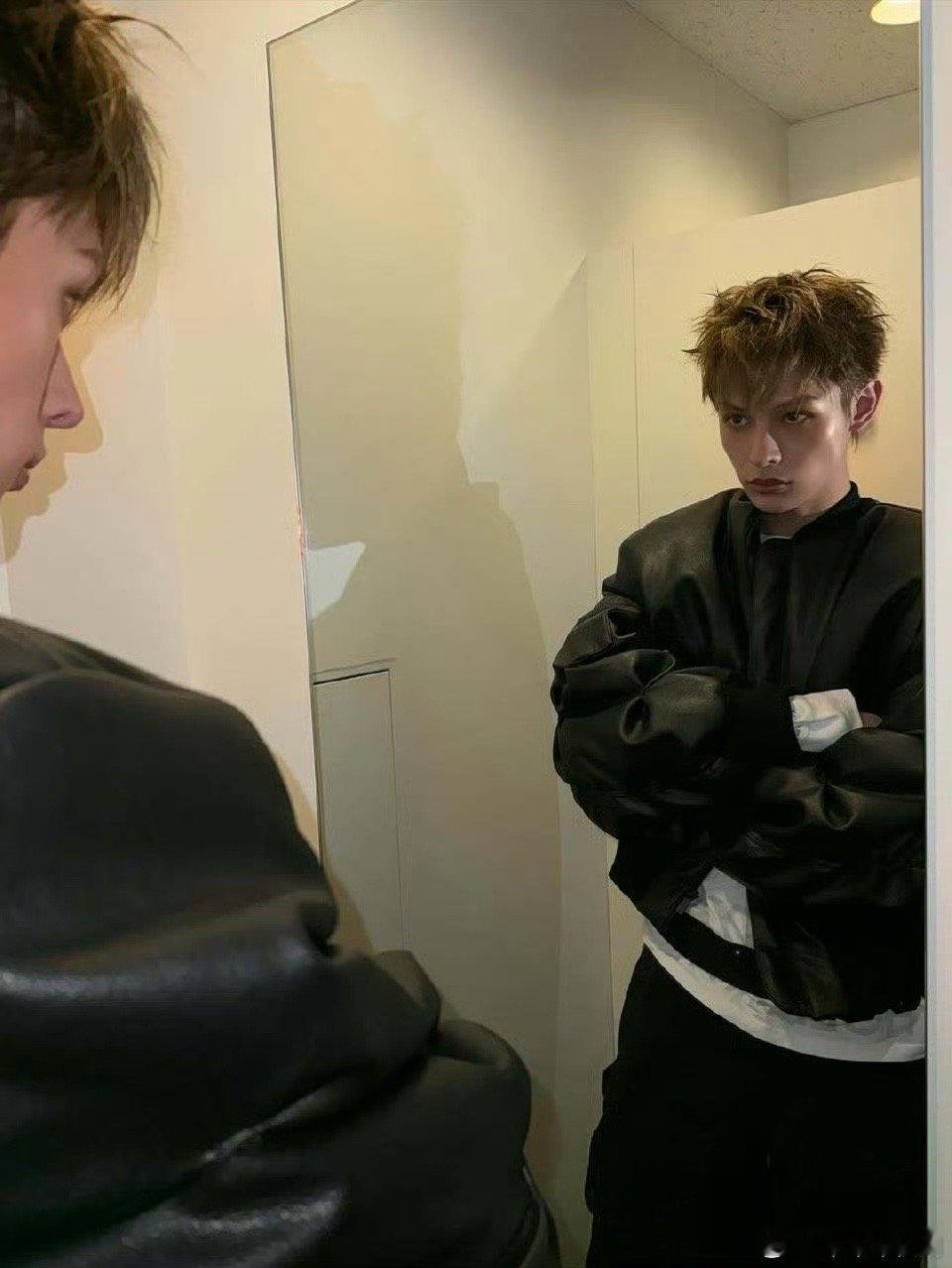 🦅  赵雨凡全能制作人实锤，唱功🎤了得，舞蹈💃实力更是强得没边了，会编舞，