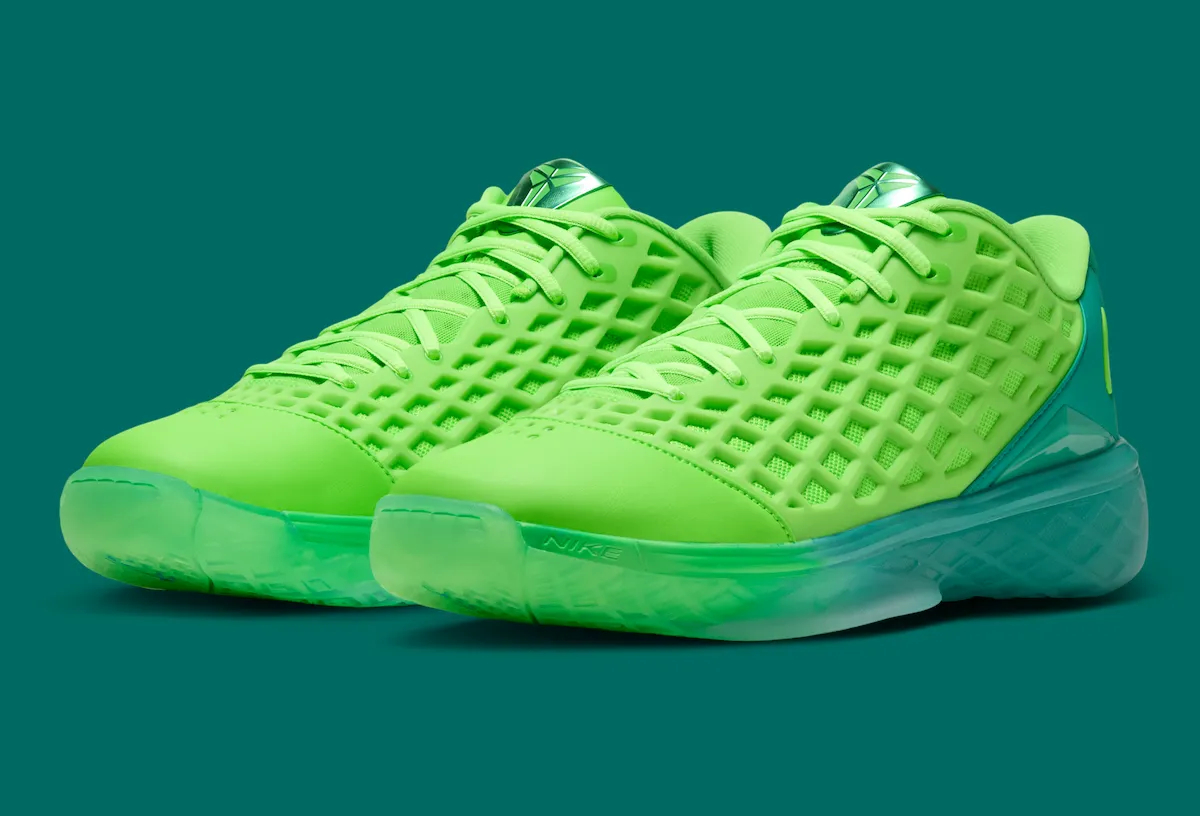 Nike Kobe 3 Low Protro “Grinch” 官图放出，预计九