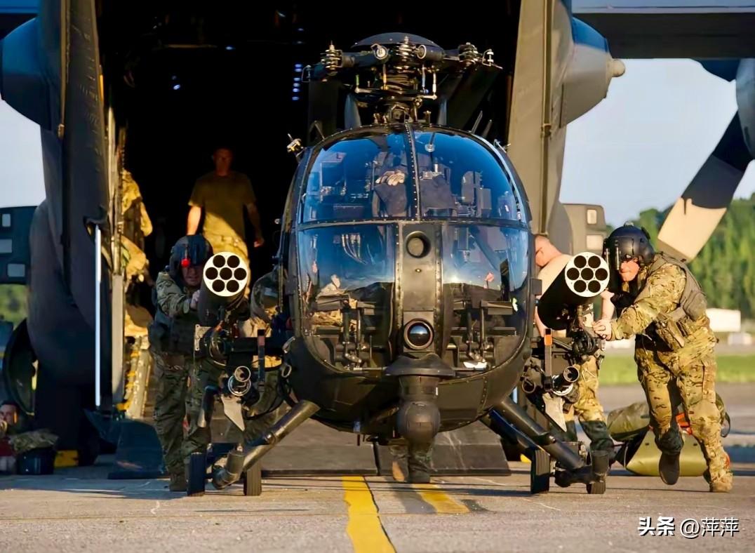 美军AH-6/MH-6“小鸟”轻型特战直升机，由休斯（后并入波音）研发，1963