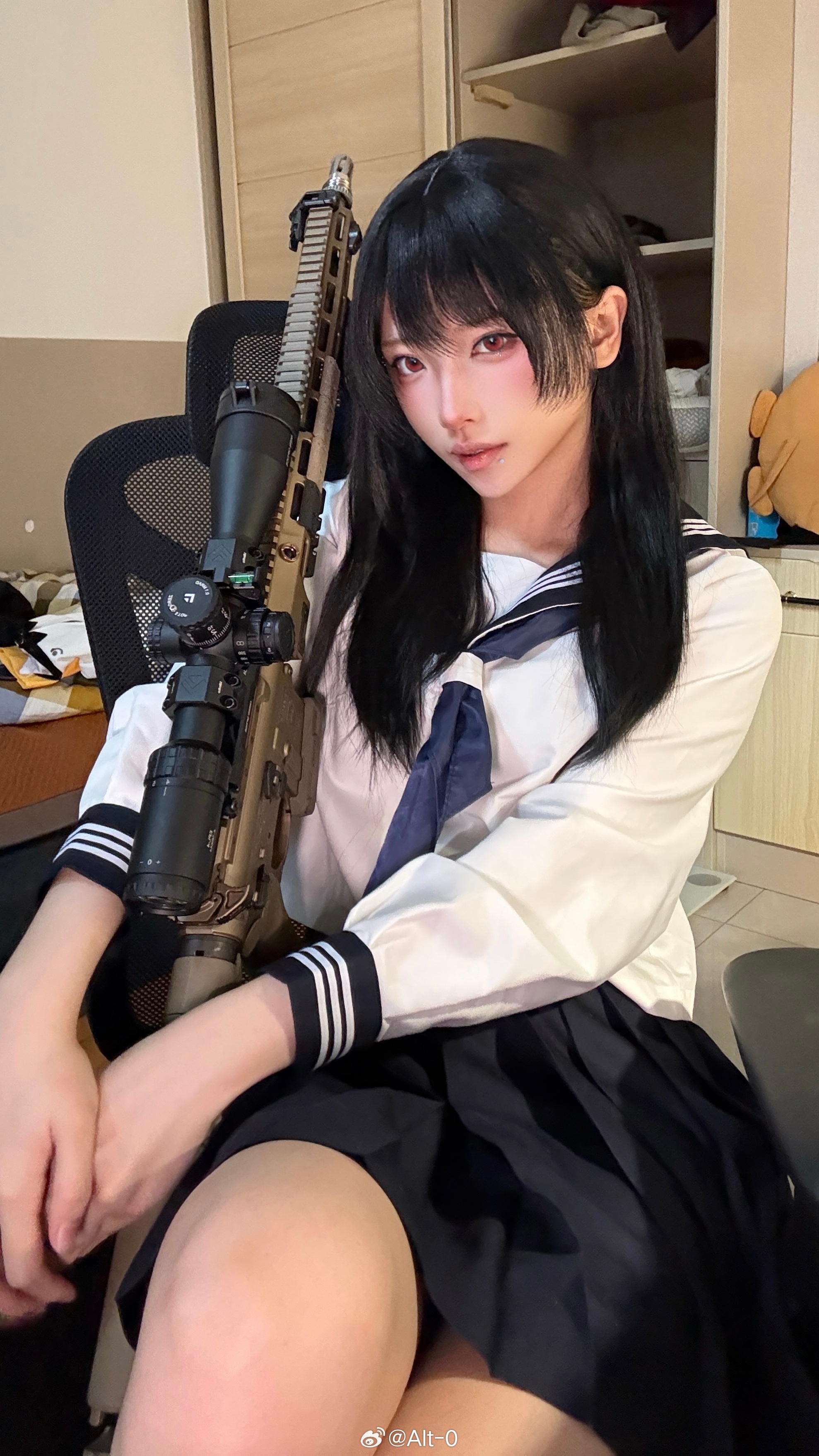 我喜欢一个拿枪的女孩 