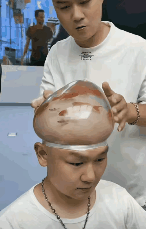 现在开始流行这样的发型了吗