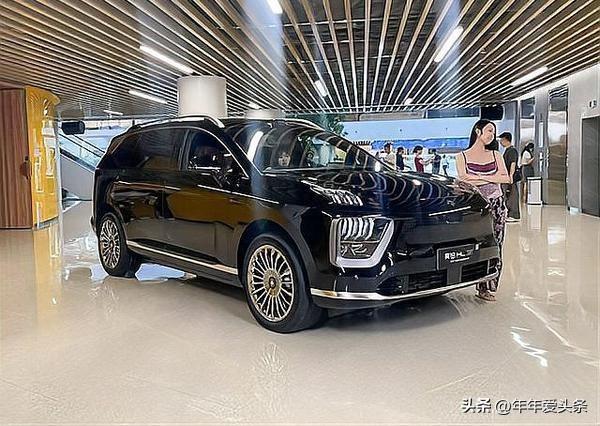 10万公里，是岁月的沉淀，更是实力的证明。昊铂HL增程版，以硬核科技与匠心品质，