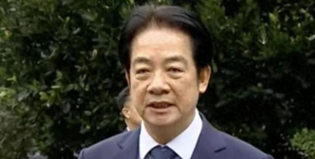 赖清德公然叫板大陆，妄称中国无权主张，这简直是毫无底线！他借着日菲划界谈判的幌子