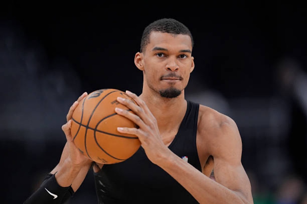 迪伦·哈珀谈文班亚马：“说实话，每次训练我都惊叹不已。对他来说，一切都源于他对比