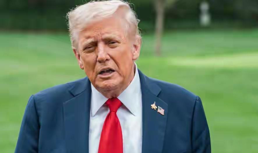 美国务院发出人员撤离通知后，B2轰炸机从卡塔尔起飞