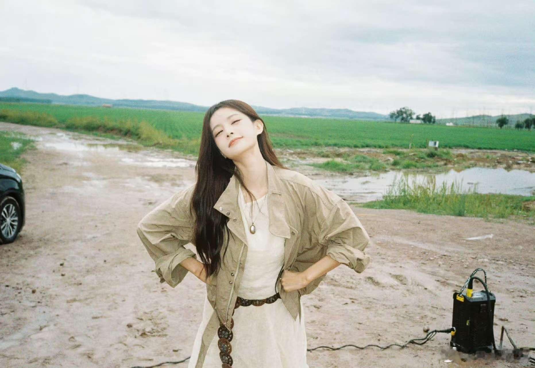 李一桐胶片记录李一桐草原一日李一桐胶片记录，哇塞哇塞，[爱你][爱你] ​​​