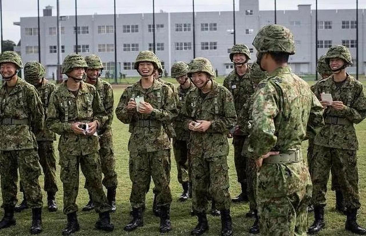 中国邀请10名日本自卫队官员访华，有何考虑？
      中国邀请日本自卫队官员