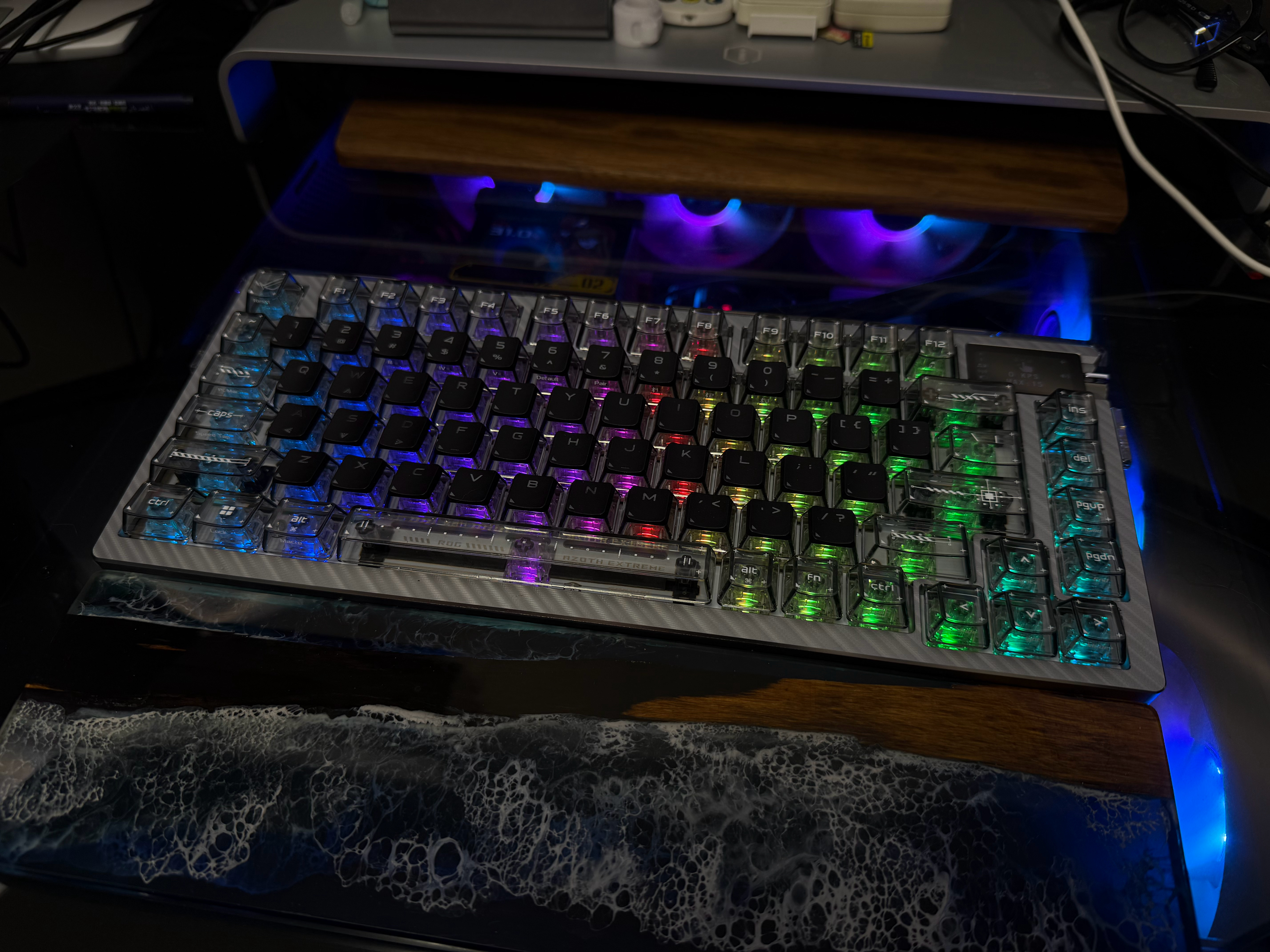 念念不忘，必有回响！ 岁数大了，别的爱好也没啥，就好买点花了呼哨的，我争取把 r