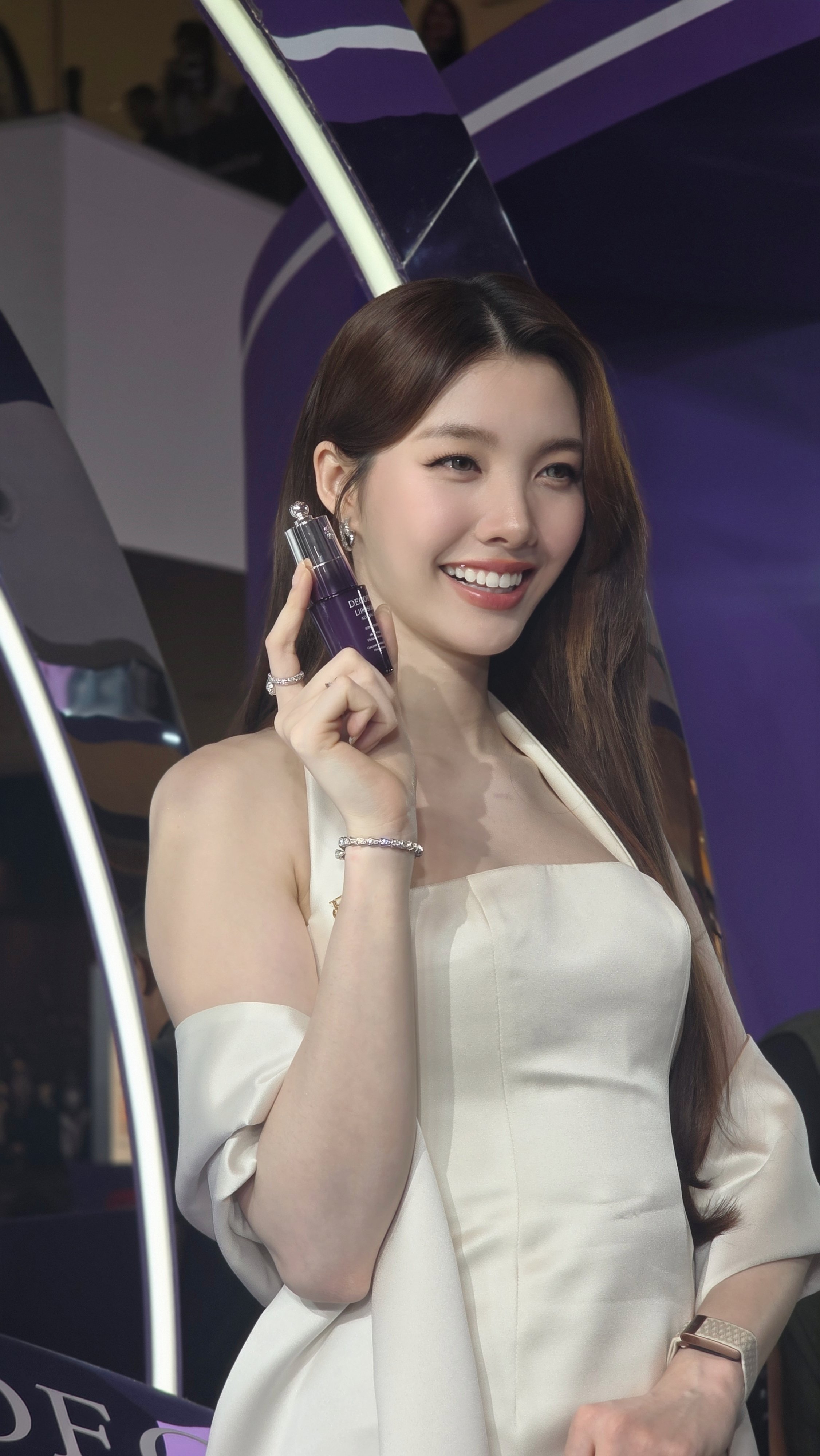 官号更新小奥好美 