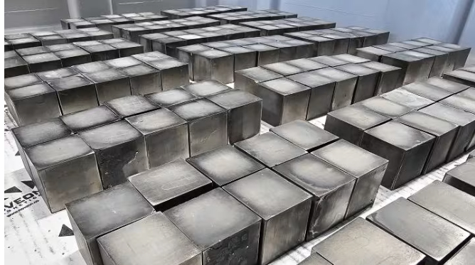 中方暂停对美稀土出口管制一年后，美国企业和政客仍不知足，反污中方“阻碍”其建立稀