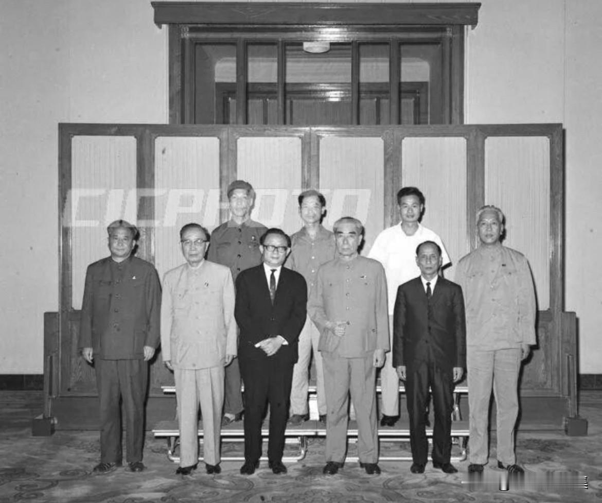 【周总理历史上的今天——6月25日】
1971年6月25日，​下午，​周恩来总理