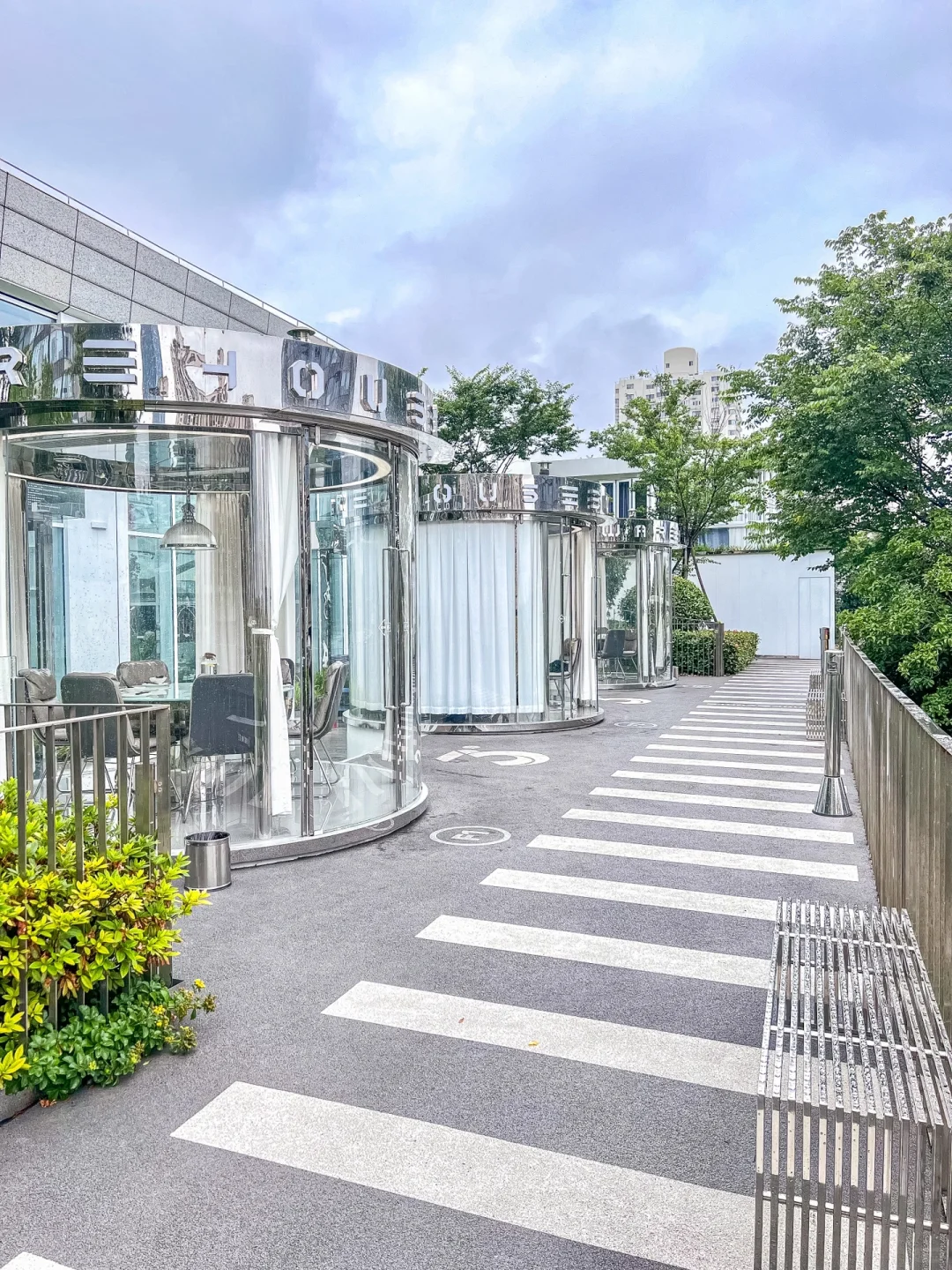 不在韩国！！在上海！！！