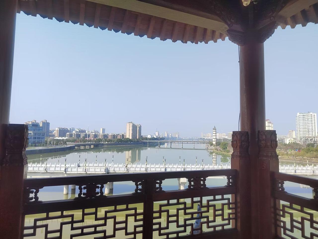 奉新的尴尬🥲：一个多山的县，城郊却无合适的山可爬

奉新是一个多山的县，全县大