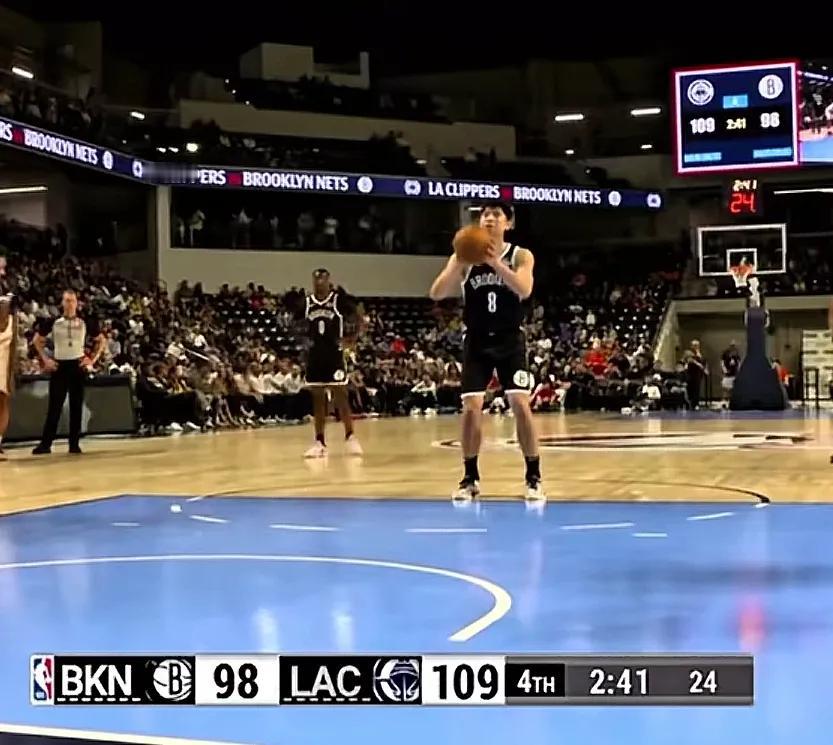 久违的中国球员-崔永熙

10月9日，NBA季前赛，布鲁克林篮网以106-115
