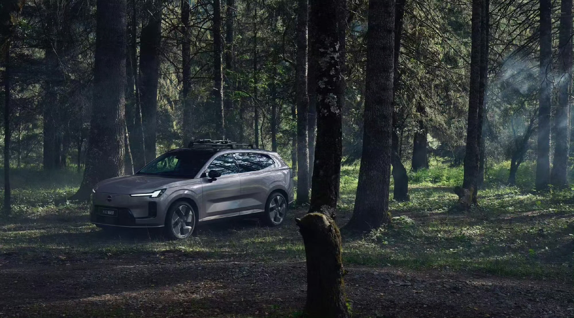 罗永浩带货沃尔沃全新XC70老罗带货重新定义“汽车直播”：不玩花哨噱头，而是拆解