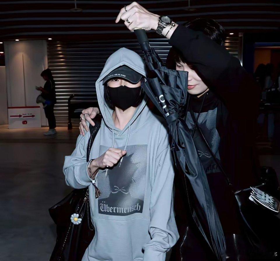 不出意外的话​小s估计要失眠了，​不是因为他去看权志龙演演唱会而是这次只能自己去