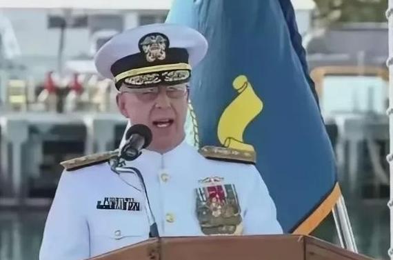 [浮云]美上将竟然要求中国停止造军舰！一位美军上将公开喊话，要求中国暂停建造军舰