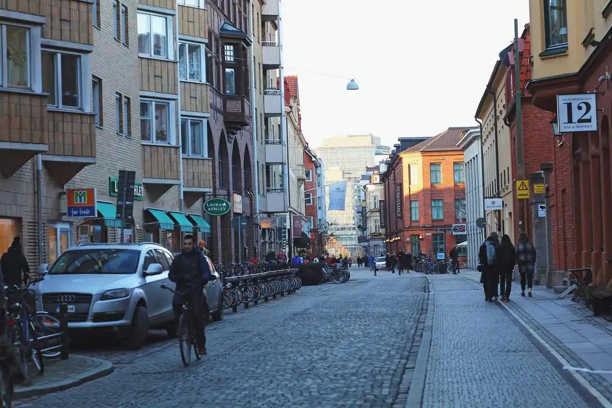 为什么说瑞典没几个中国人待得住？这么说吧，在瑞典生活几个月，就算不疯也得抑郁！