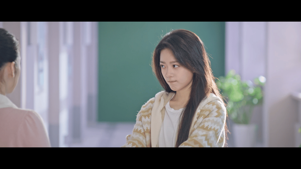 她坠楼了他接住了我尖叫了骄阳似我 林屿森接住聂曦光的那一刻，我直接从沙发弹起来尖