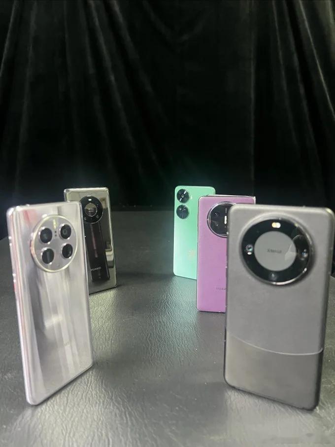 去年国内市场手机出货量3.07亿部据中国信通院，2025年12月，国内市场手机出