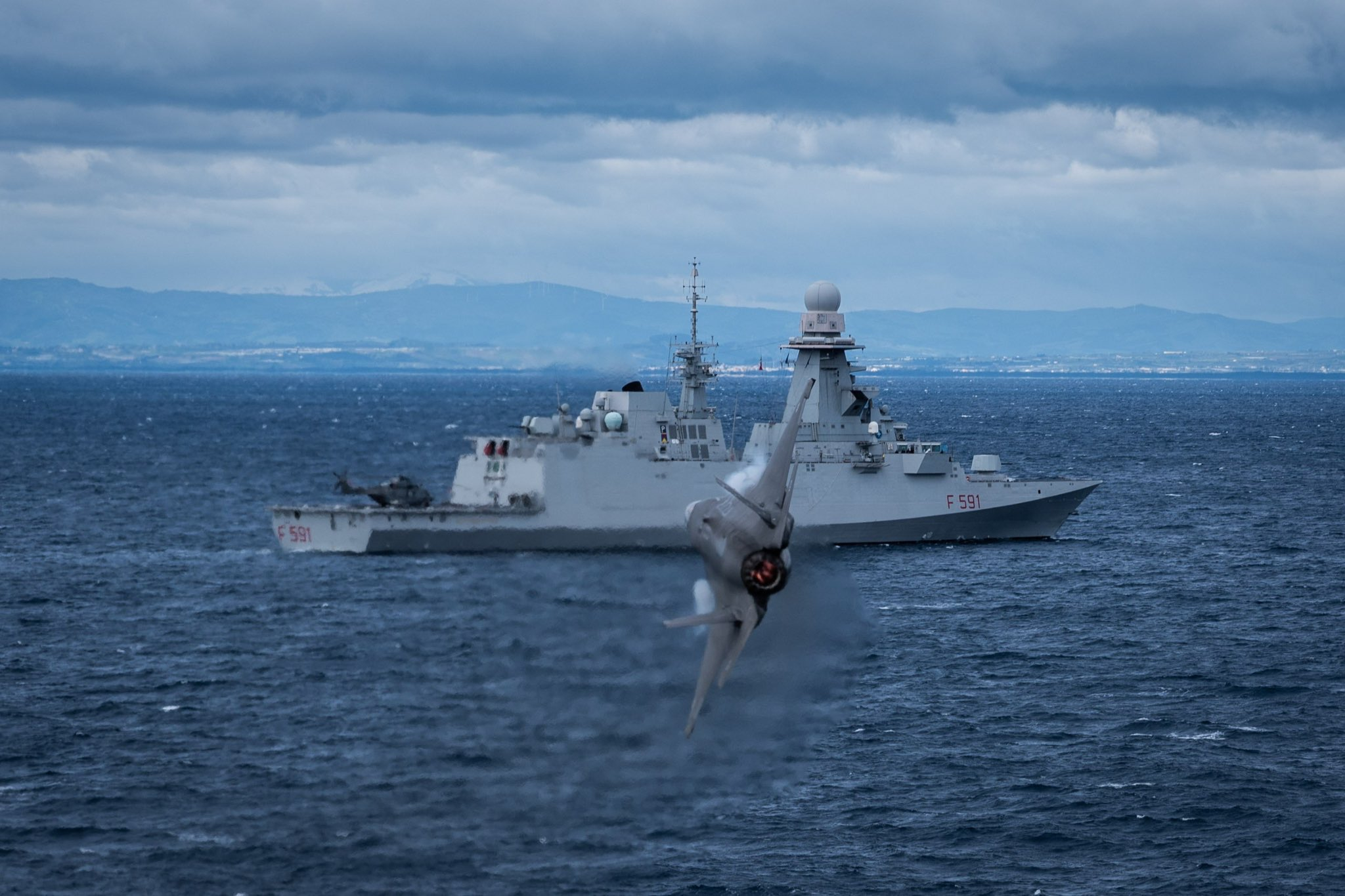 烽火问鼎计划 意大利🇮🇹海军（空军）F-35B战斗机和意大利🇮🇹海军FR