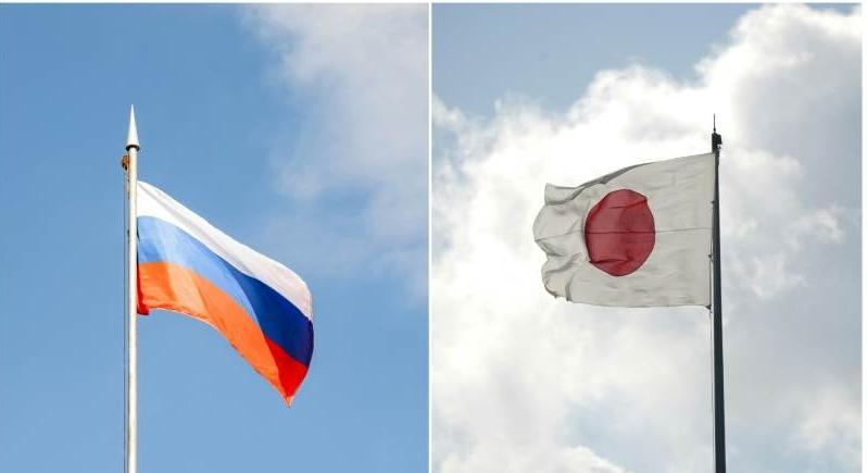 俄罗斯副外长安德烈·鲁金科周五在与日本议员铃木宗男的会谈中表示，两国关系“持续恶