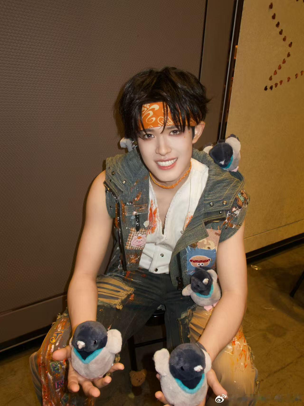 张极去济南了 一路平安抵达济南，慢慢感受当地风土人情，过得轻松惬意就好 