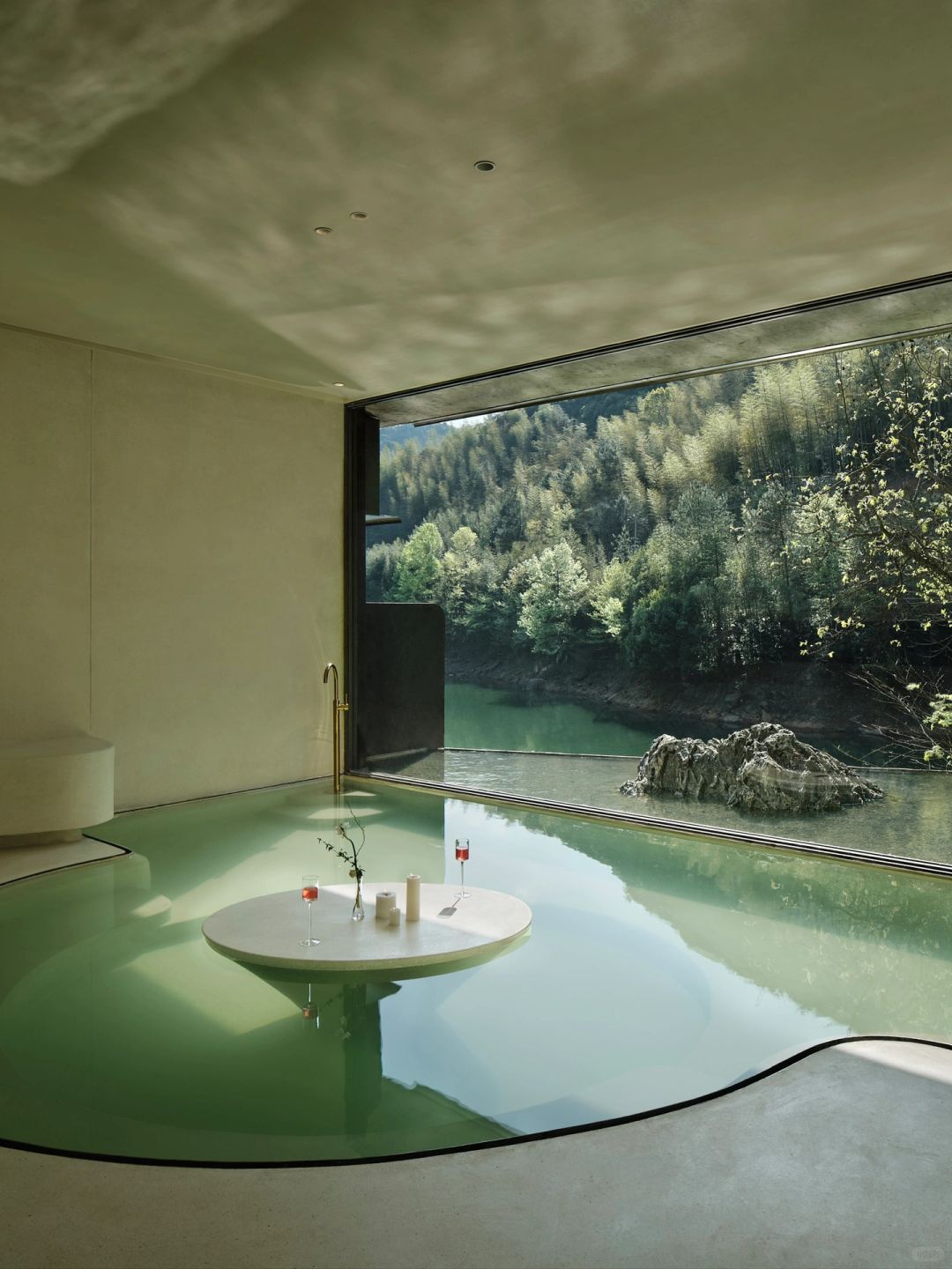 在杭州临安，泡了2天的温泉♨不想走了