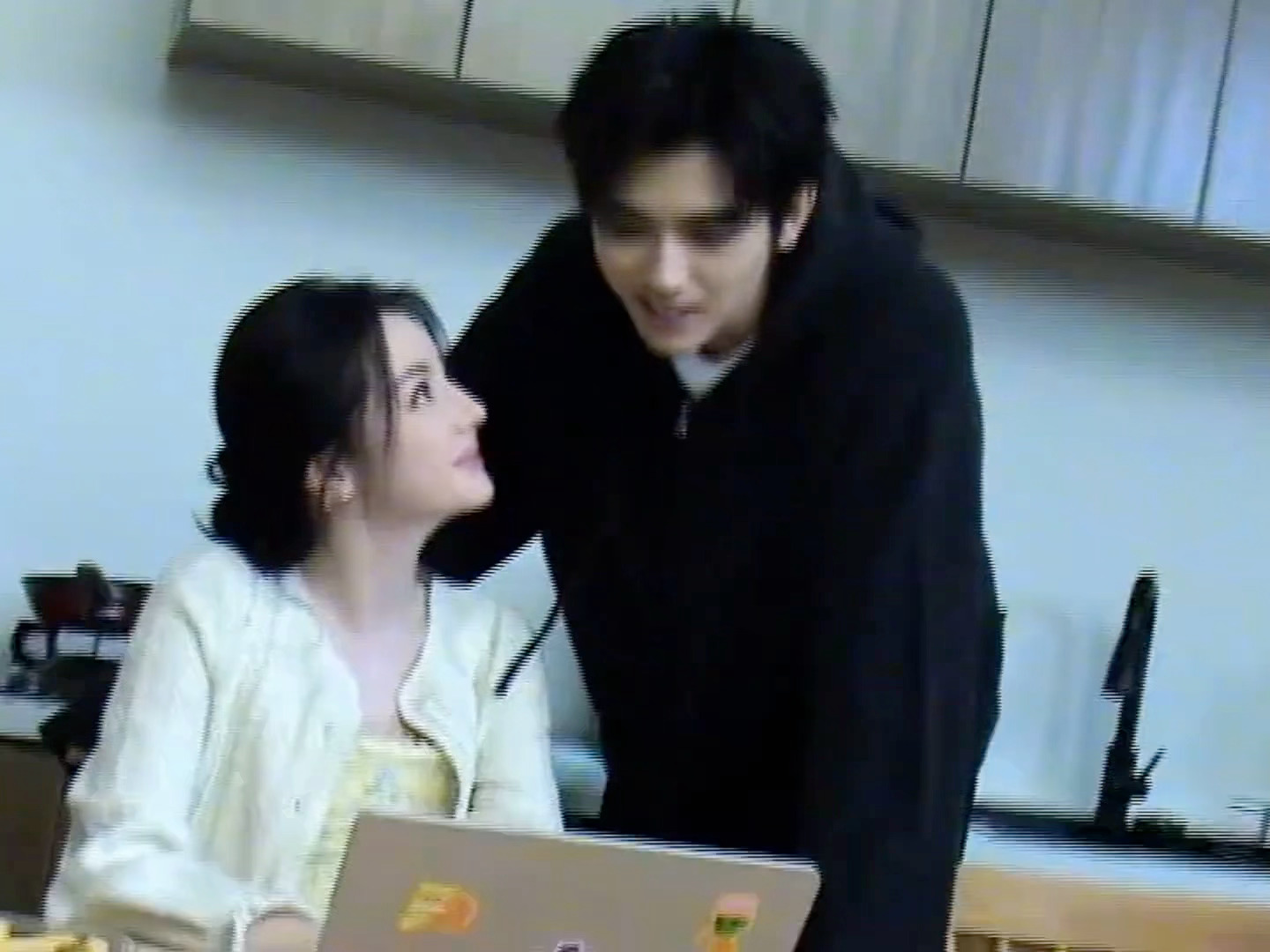 第一个出现在迪丽热巴🫘的男人思胥批全体起立🫡 