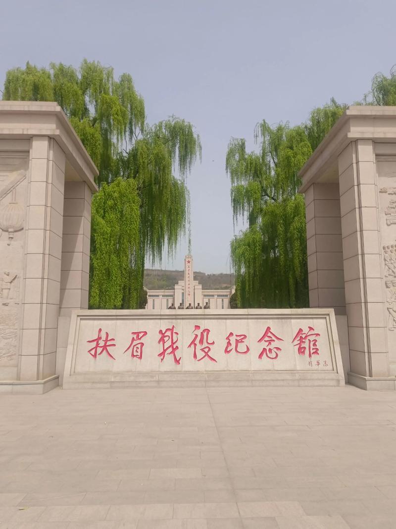今天，7月14日。上午9时18分，宝鸡市城区警报声响彻城市上空，有人在问：拉警报