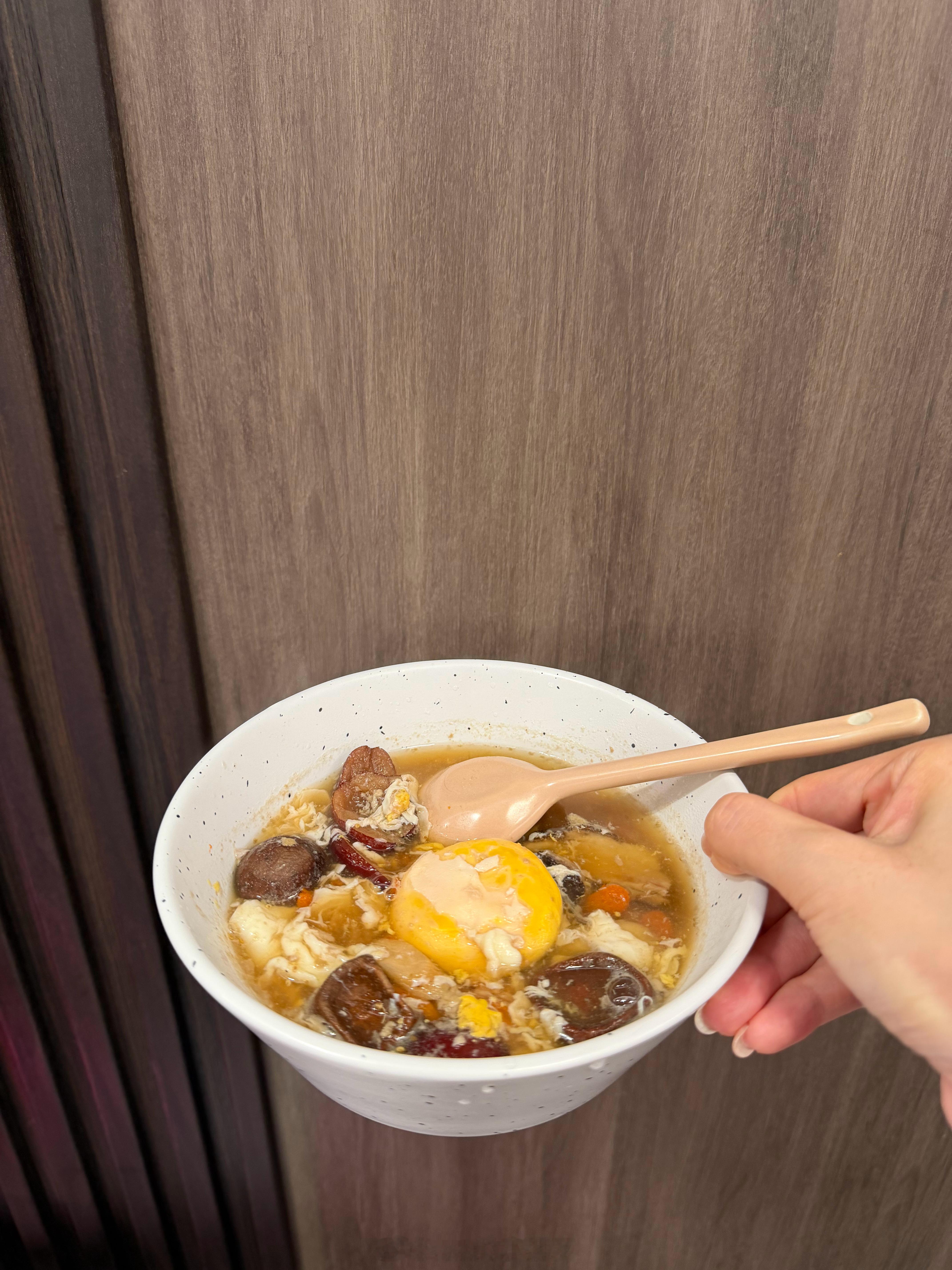 自己炖的来补气血 谁懂这一碗的含金量 