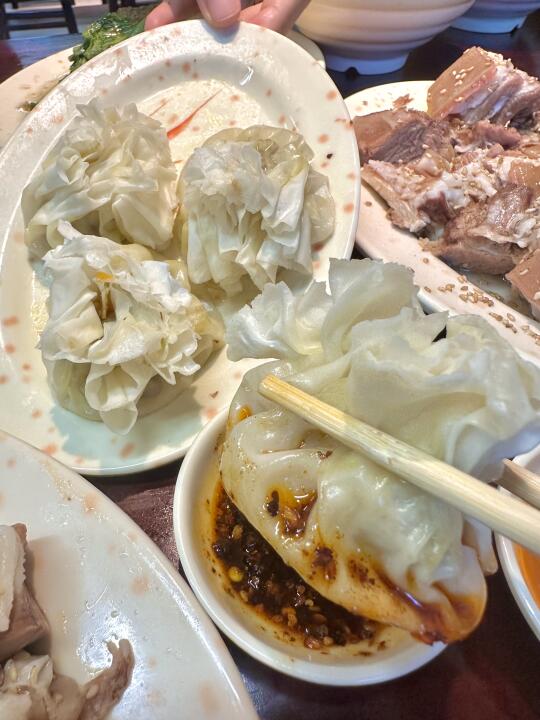 三刷‼️Bao汁烧麦好吃s了，五一有地方去了