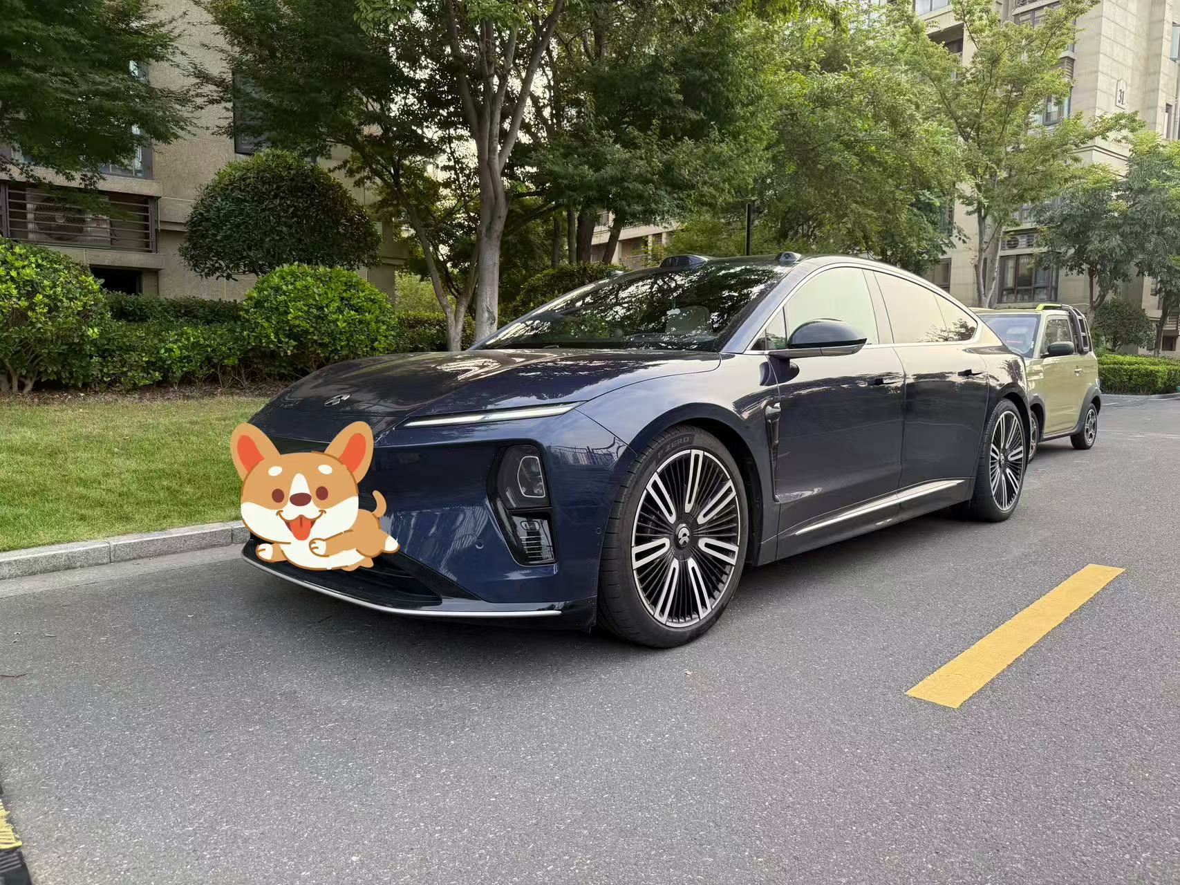 你们觉得享界S9T的上市会对蔚来ET9的市场有很大冲击吗？[偷笑]昨晚感受了一下