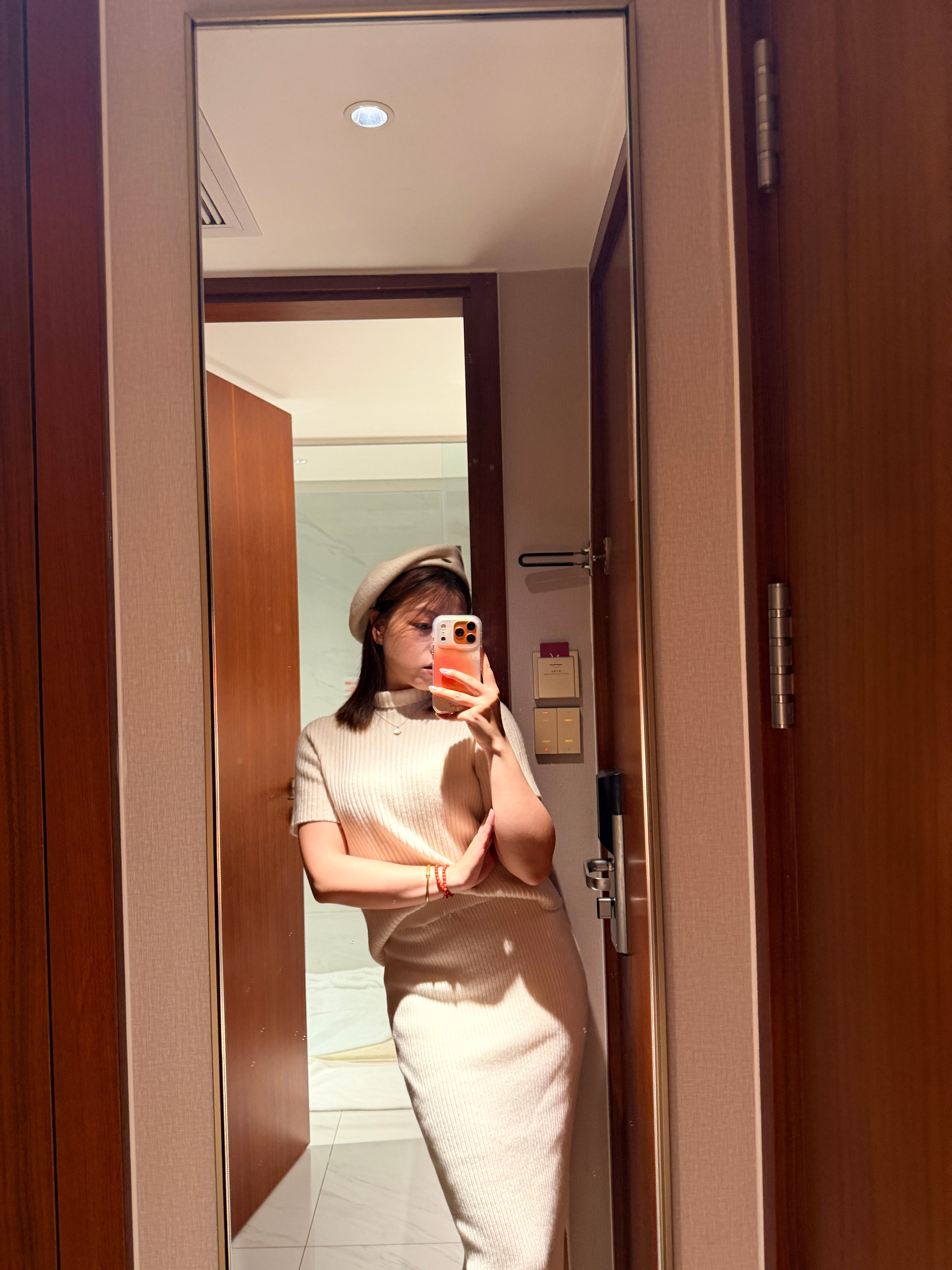 拍不到全身的全身镜[二哈] ​​​