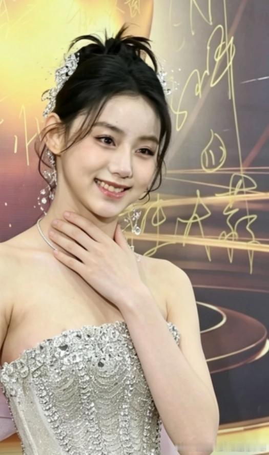 王星越刘佳玺或演惹惊鸿网传王星越刘佳玺合作惹惊鸿 哇！真的假的啊！网传王星越刘佳