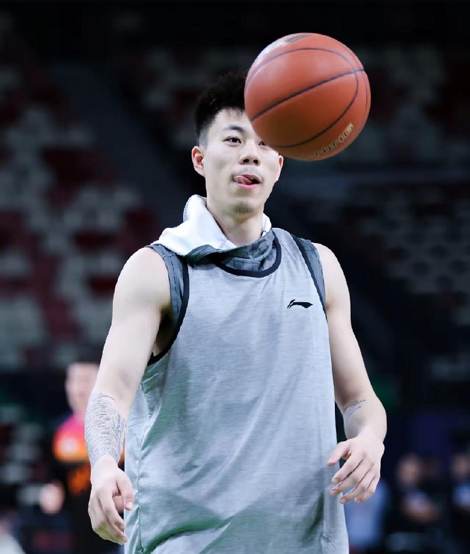 非常担心，CBA再这么打下去，中国男篮成绩还将下滑；总结近三十年，中国男篮的历史