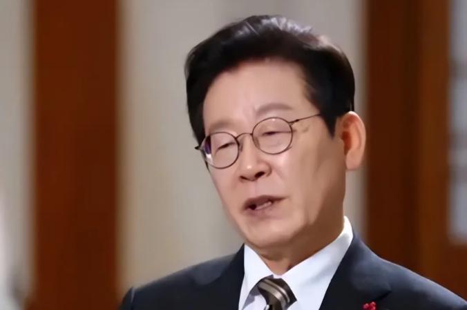 韩国专家发出一句，极度清醒的警告：中日一旦开战，全世界没人能从中国身上占到便宜！