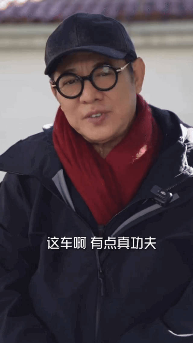 李连杰说尊界S800有真功夫尊界S800以东方美学重塑豪华，水晶大灯似星辰，纳米