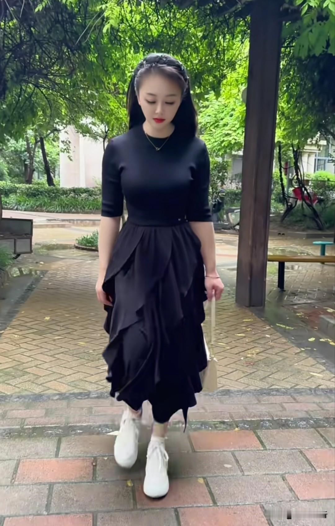 日子最难熬是什么时候这两个女人一个是爱我的，一个是我爱的，我到底该选择谁？这种日