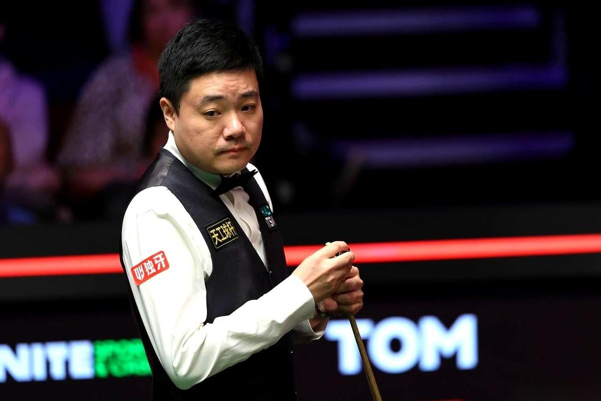 斯诺克世锦赛第一轮，简直就是一场“屠杀”。
所有从资格赛杀上来的选手，碰上世界前