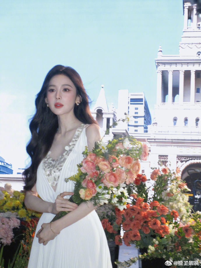 娜扎早期 经济上升期的美 被娜扎早期狠狠圈粉啦😜！经济上升期的她干净纯粹、灵气