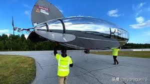 🇫🇮芬兰海军将在芬兰湾举行的北约无人机演习期间测试飞艇。

芬兰海军宣布，将