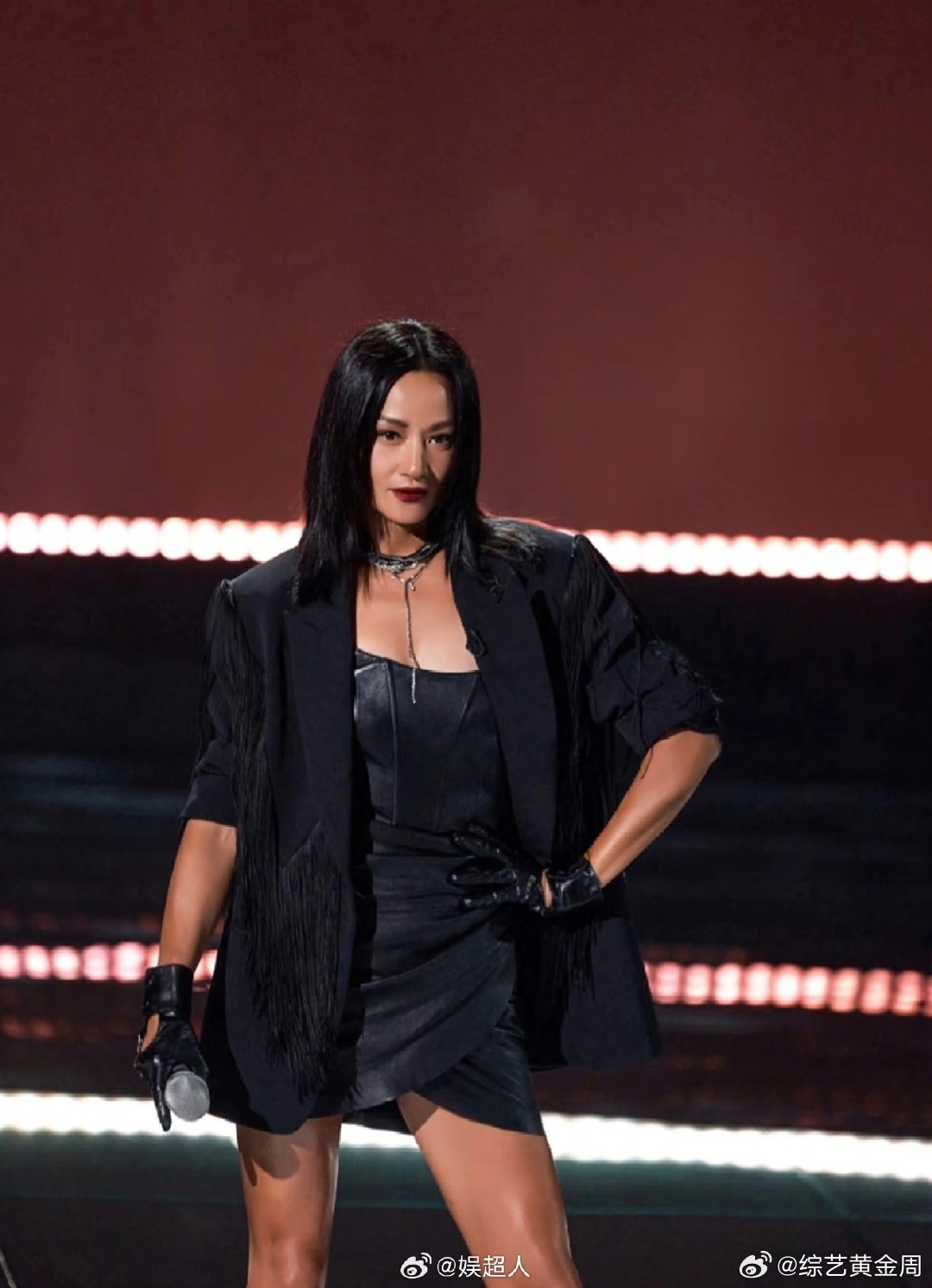 瞿颖 已经在挑拨离间了 听瞿颖说话太爽了，怼人不带脏字，表态干脆利落，老江湖的松