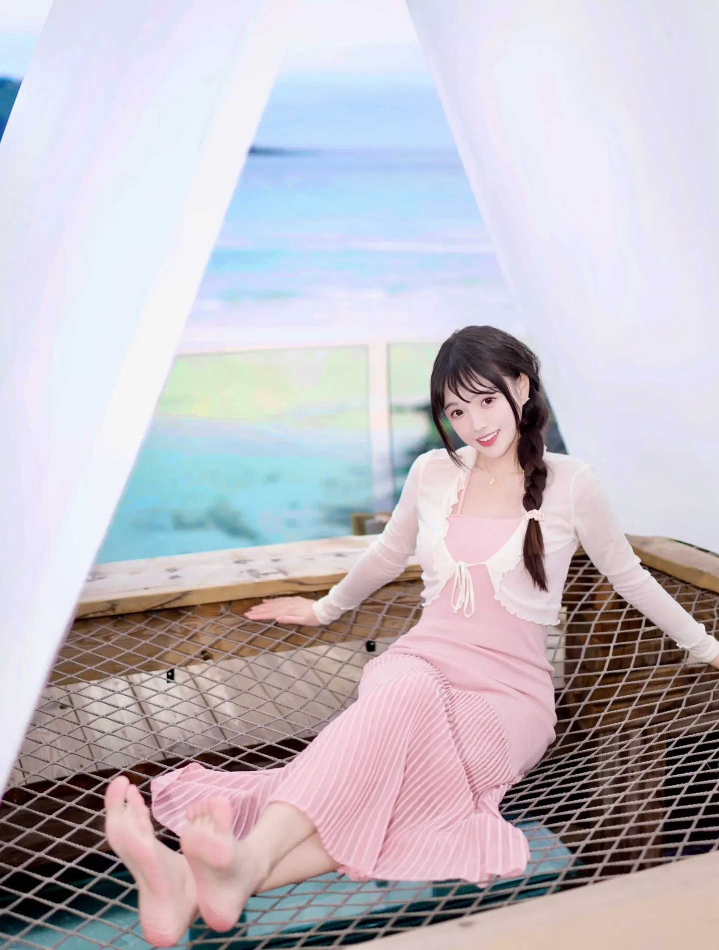《老娘与海》