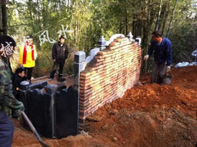 邻居化粪池排我家门口，我不吵架，20斤生姜解决问题